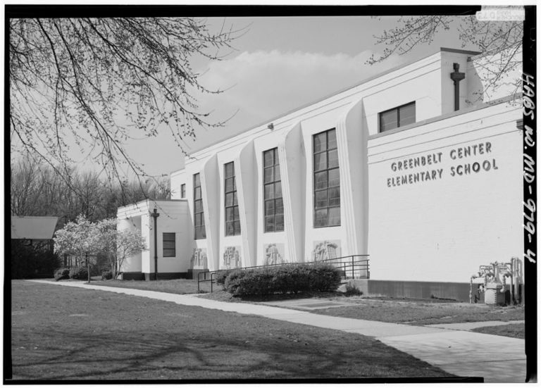 Vintage photograph of the Greenbelt Elementary School. Image from the Library of Congress.