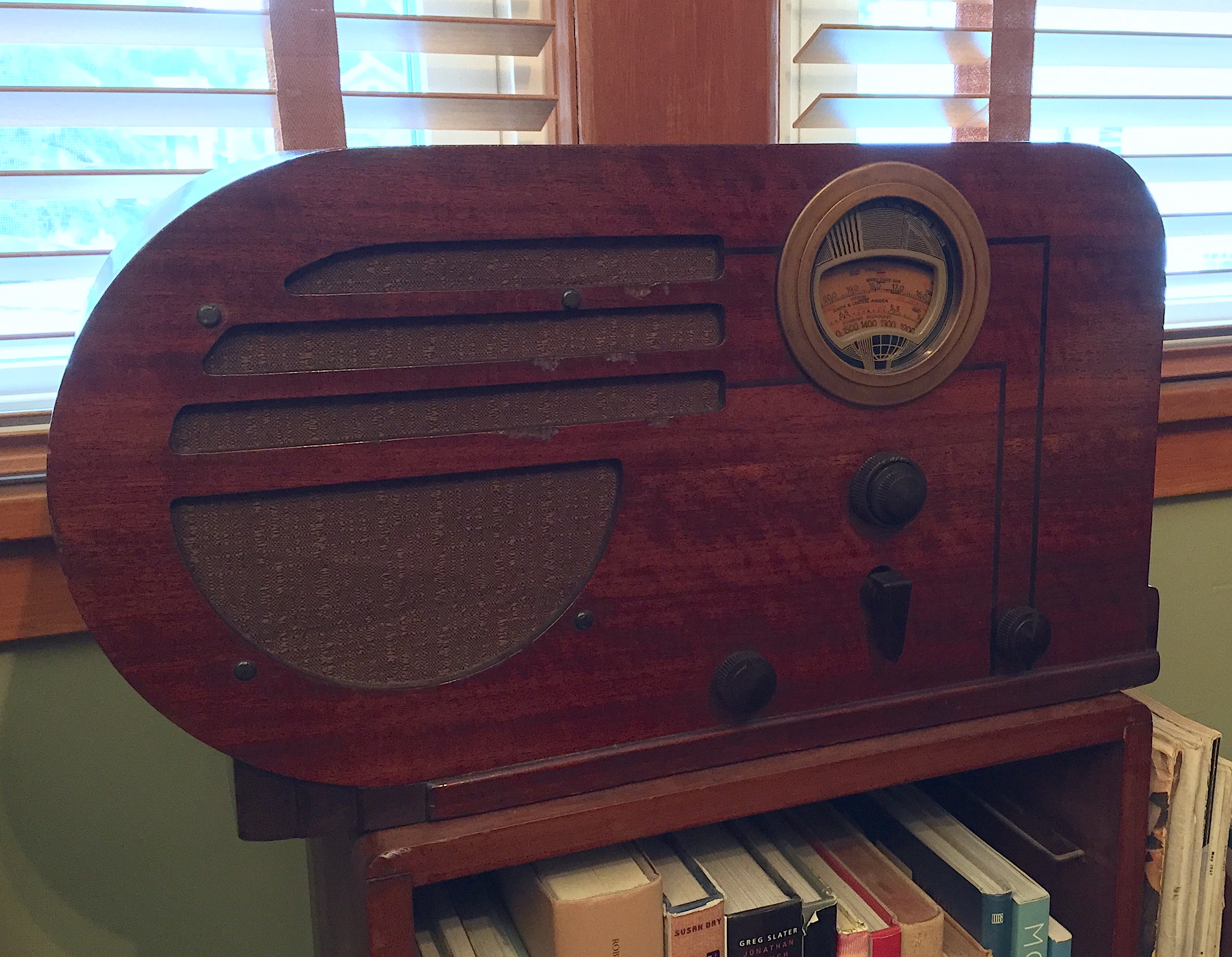 Philco Bullet Radio, 1937