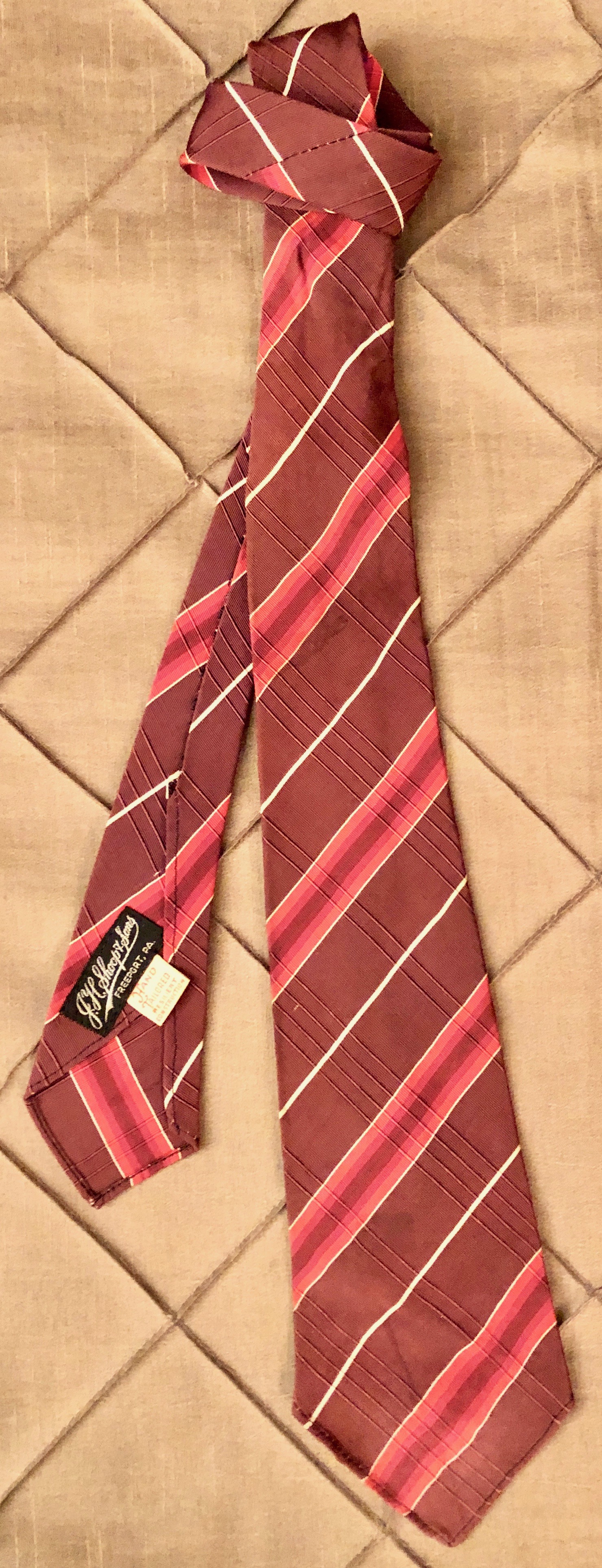 Tie Me Up! My collection of Vintage Neckties. - Driving for Deco