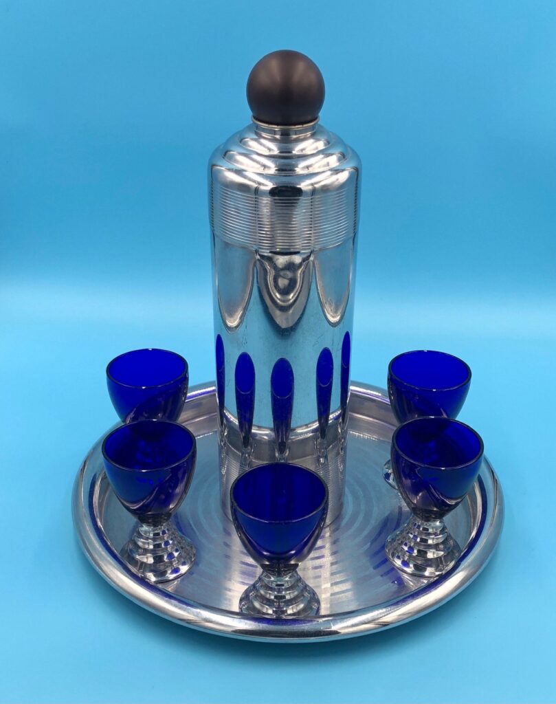 https://drivingfordeco.com/wp-content/uploads/2022/04/Blue-Moon-Cocktail-Set_001-809x1024.jpg